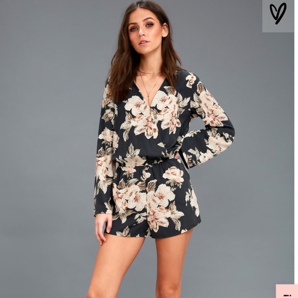 Lulus Pants - Lulu’s floral print romper